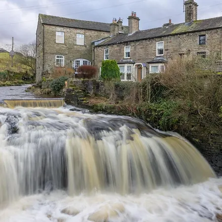 度假居 Sun Hill 莱伯恩